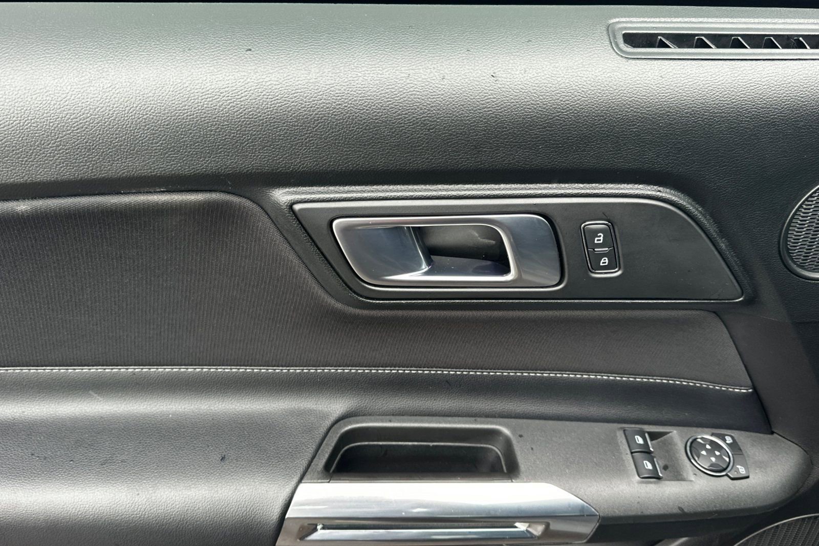 Used 2022 Ford Mustang Mach 1 image 11