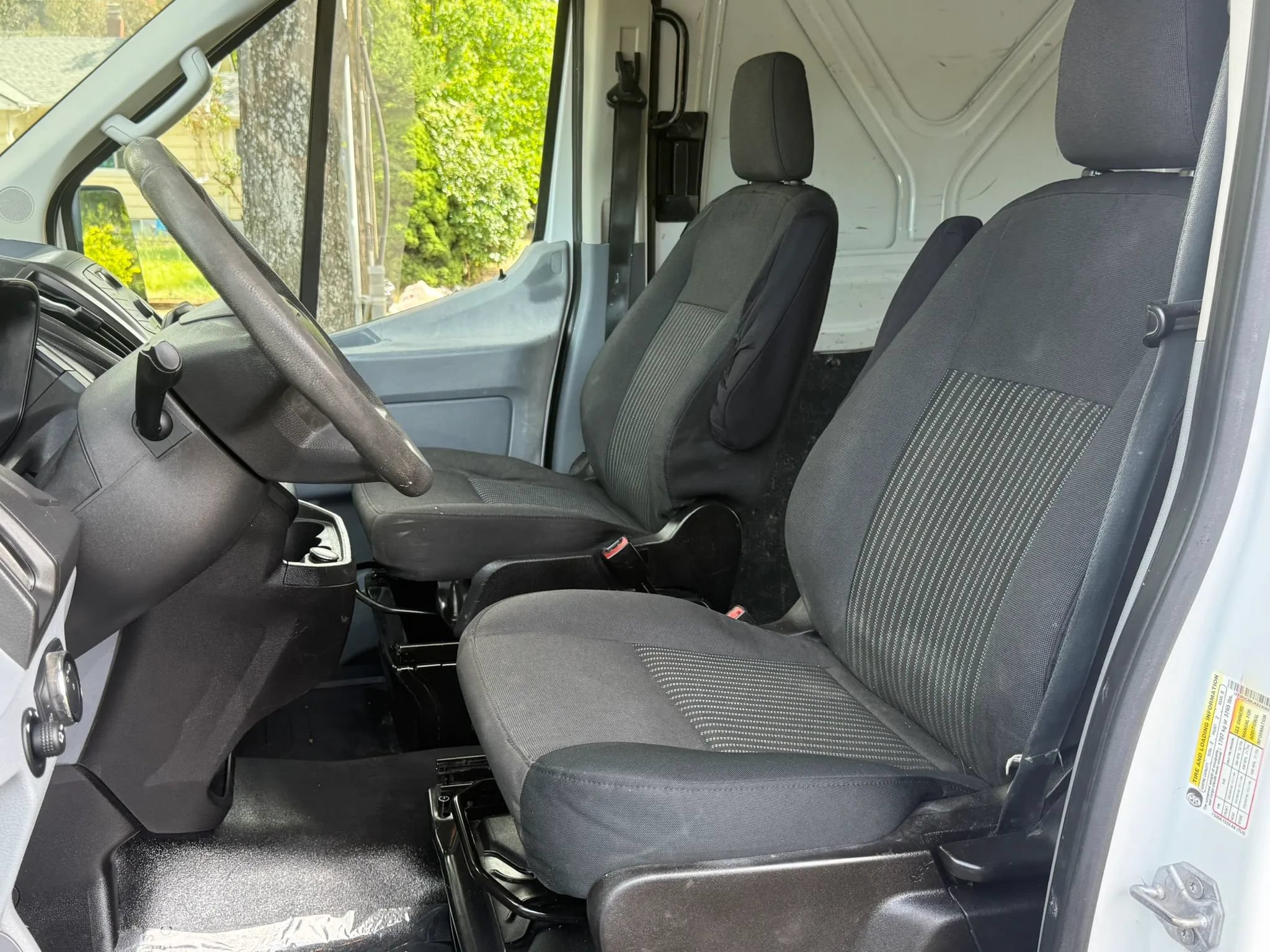 Used 2018 Ford Transit 250 148 Medium Roof RWD image 16
