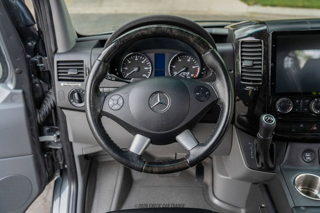 Used 2017 Mercedes-Benz Sprinter 3500 image 47
