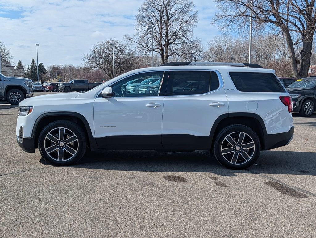 Used 2023 GMC Acadia SLT w/ Technology Package image 4