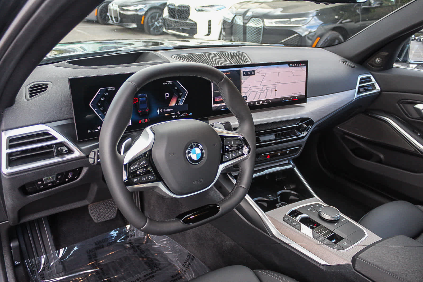 Used 2025 BMW 330i Sedan w/ Premium Package RWD image 16