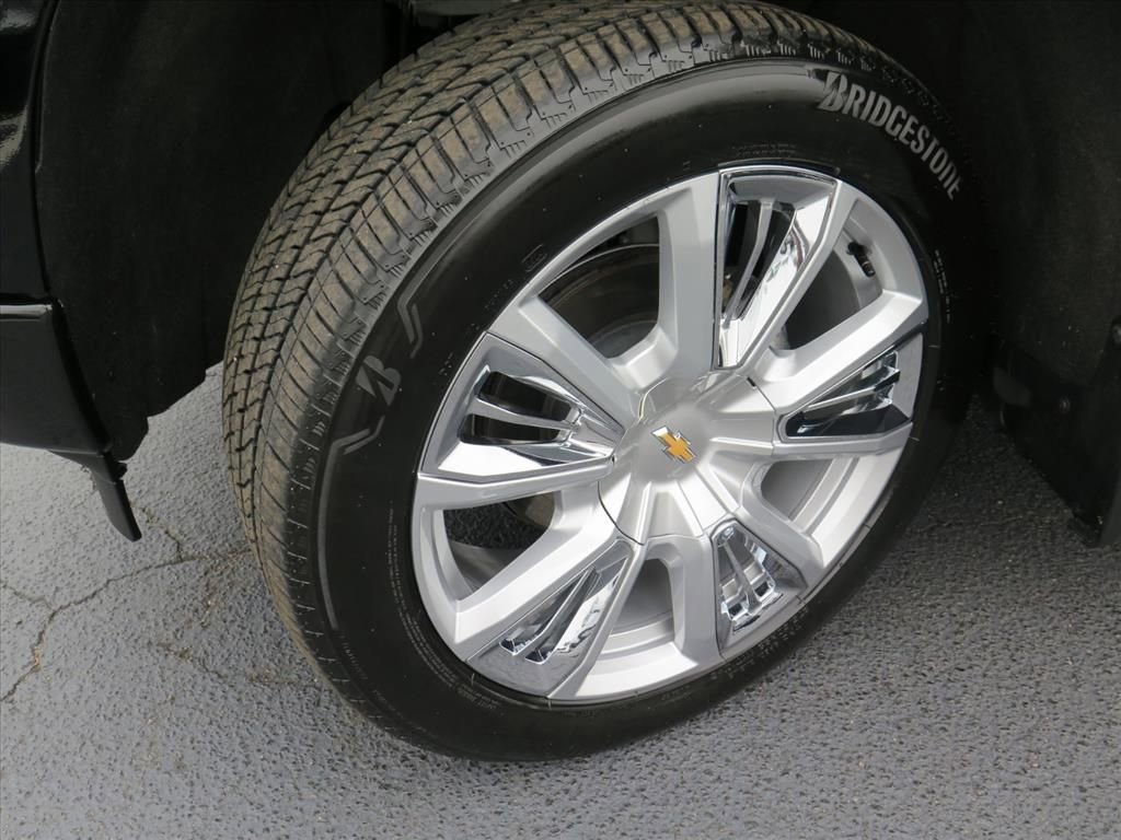 Used 2024 Chevrolet Silverado 1500 High Country w/ High Country Premium Package image 18