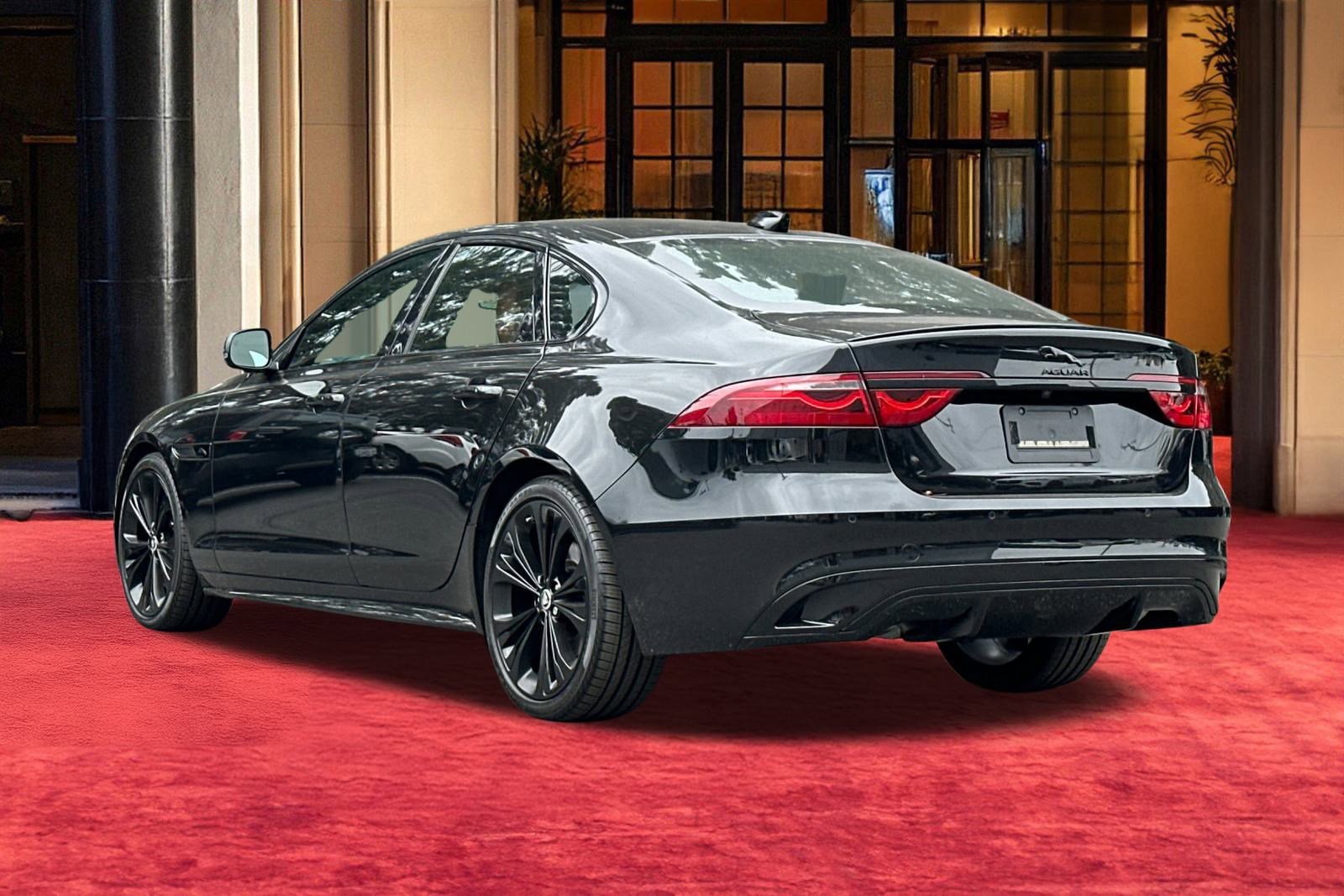 Used 2024 Jaguar XF R-Dynamic SE image 4