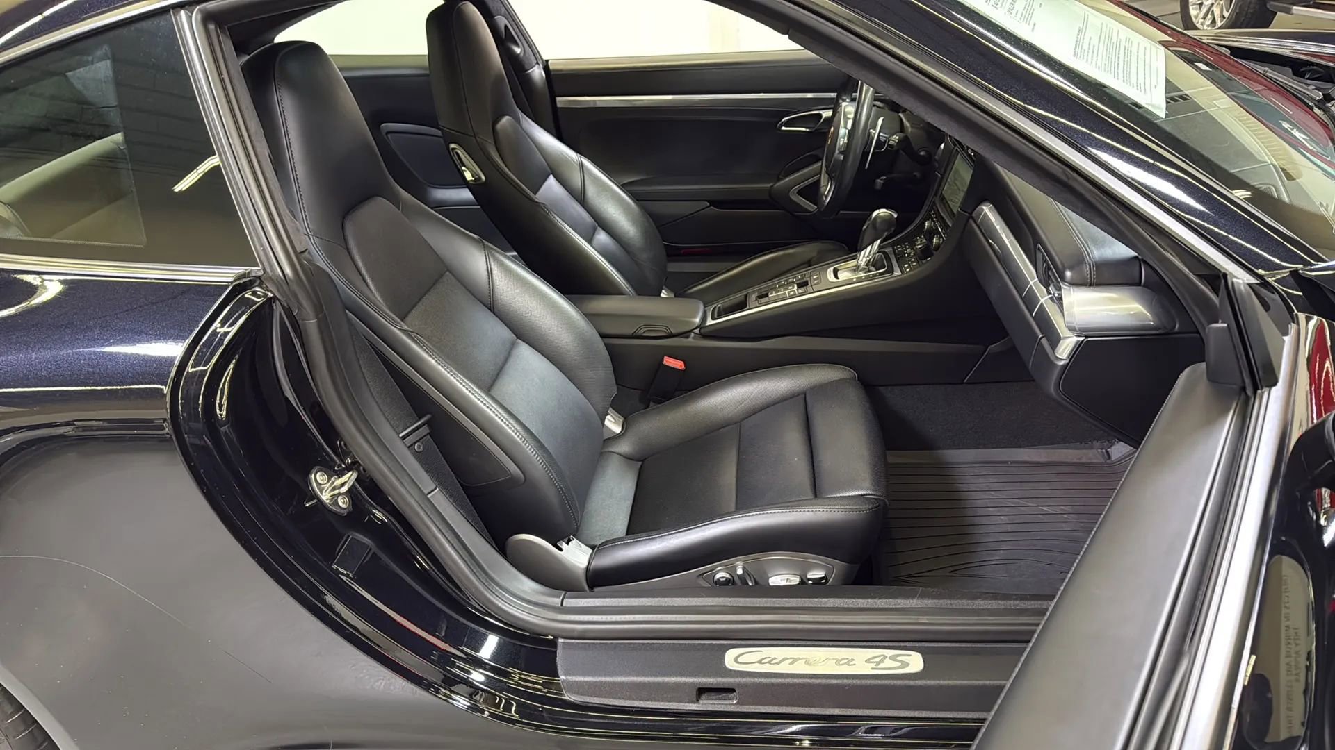 Used 2015 Porsche 911 Carrera 4S AWD/4WD image 18