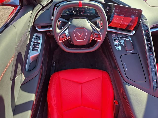Used 2024 Chevrolet Corvette Stingray Convertible w/ Battery Protection Package image 11