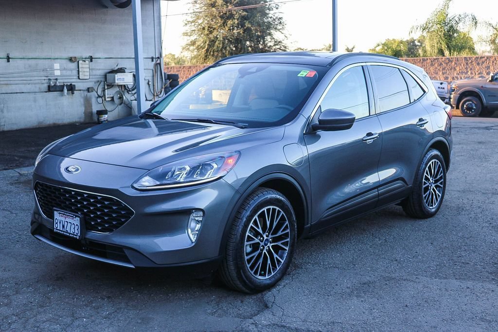 Used 2021 Ford Escape SEL w/ Technology Package FWD image 4