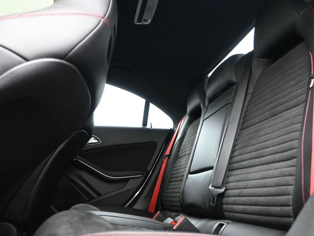 Used 2018 Mercedes-Benz CLA 250 4MATIC image 14