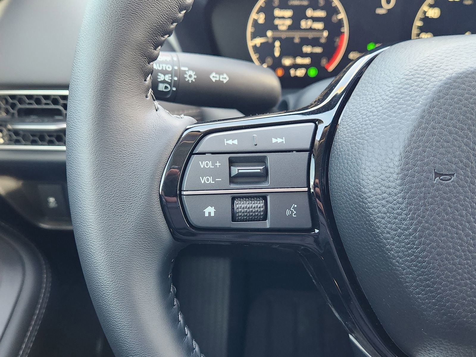 New 2026 Honda HR-V EX-L image 32