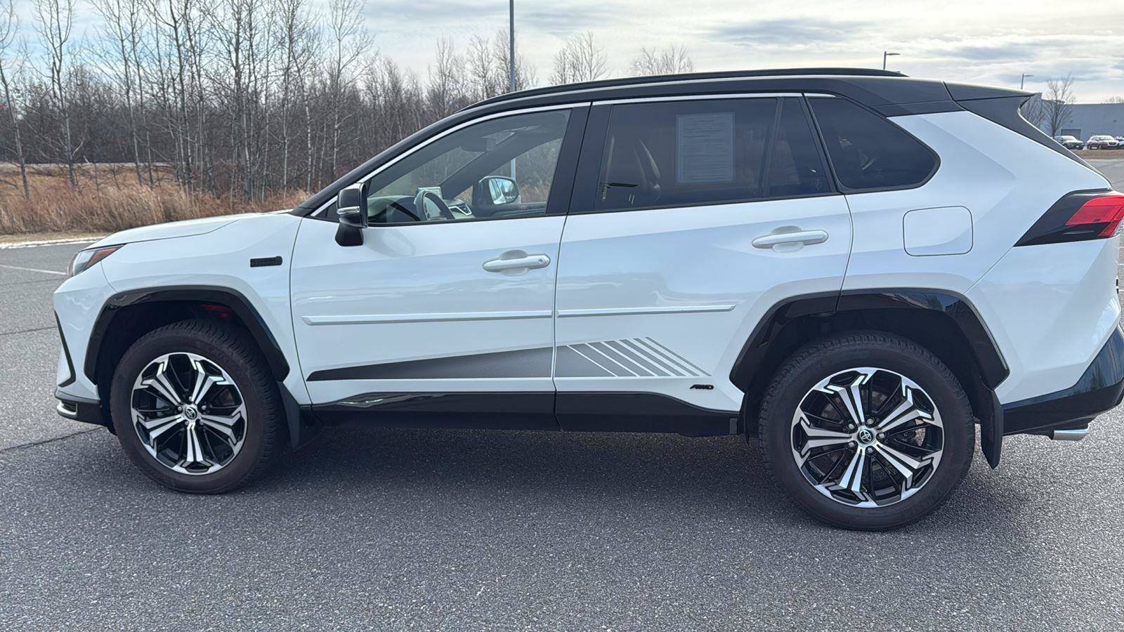 Used 2022 Toyota RAV4 XSE w/ Protection Package (TMS) image 12