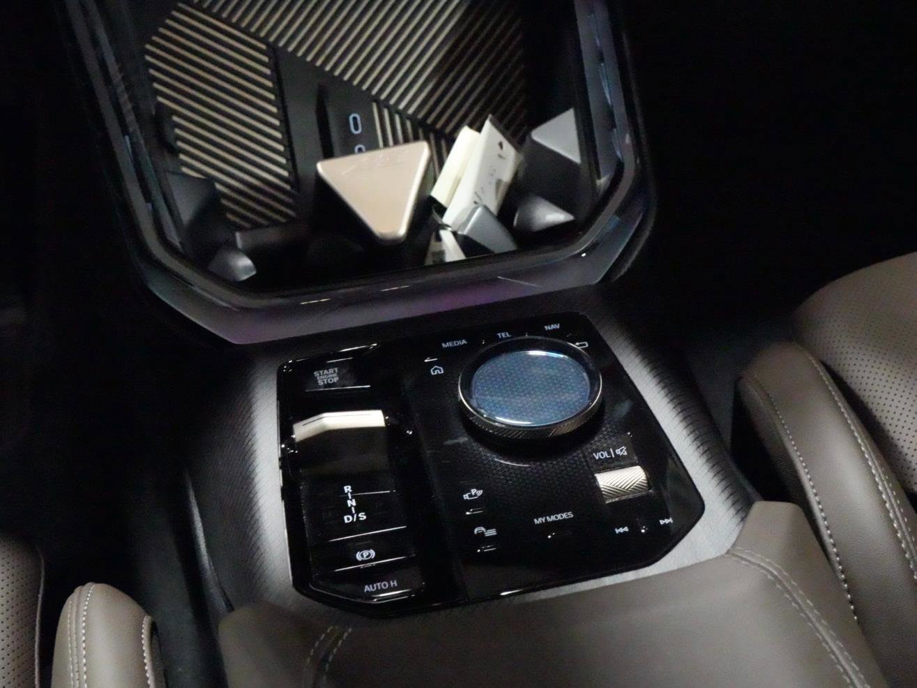 Certified 2025 BMW X3 xDrive30i AWD/4WD image 6