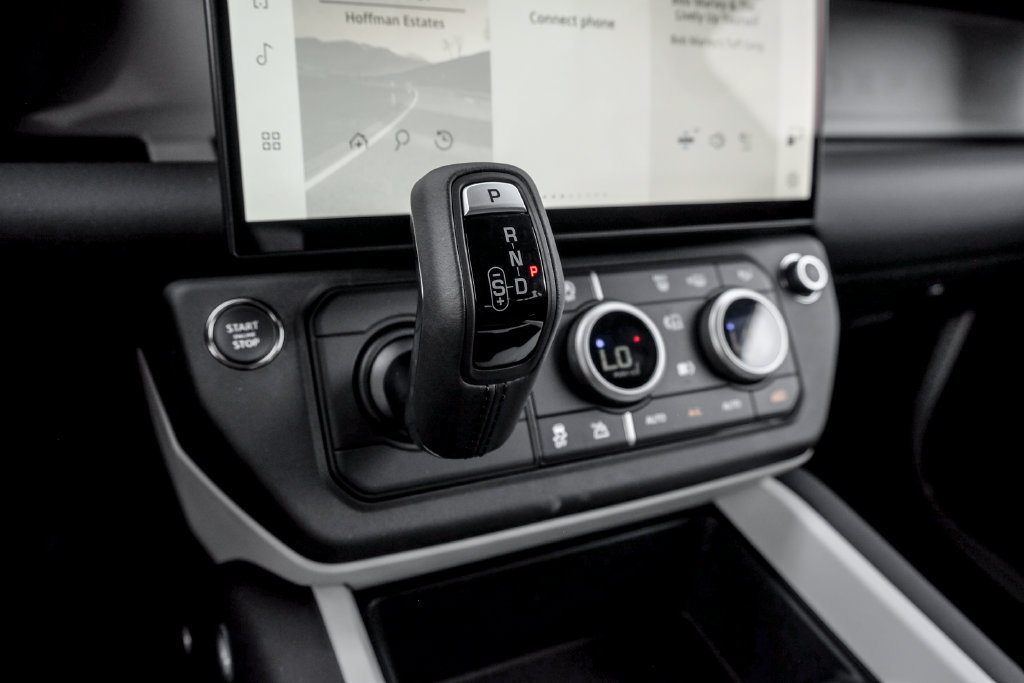 New 2026 Land Rover Defender 110 S AWD/4WD image 15