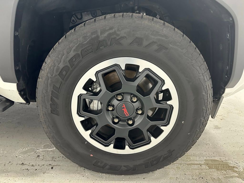 Used 2025 Toyota 4Runner TRD Off-Road Premium image 61
