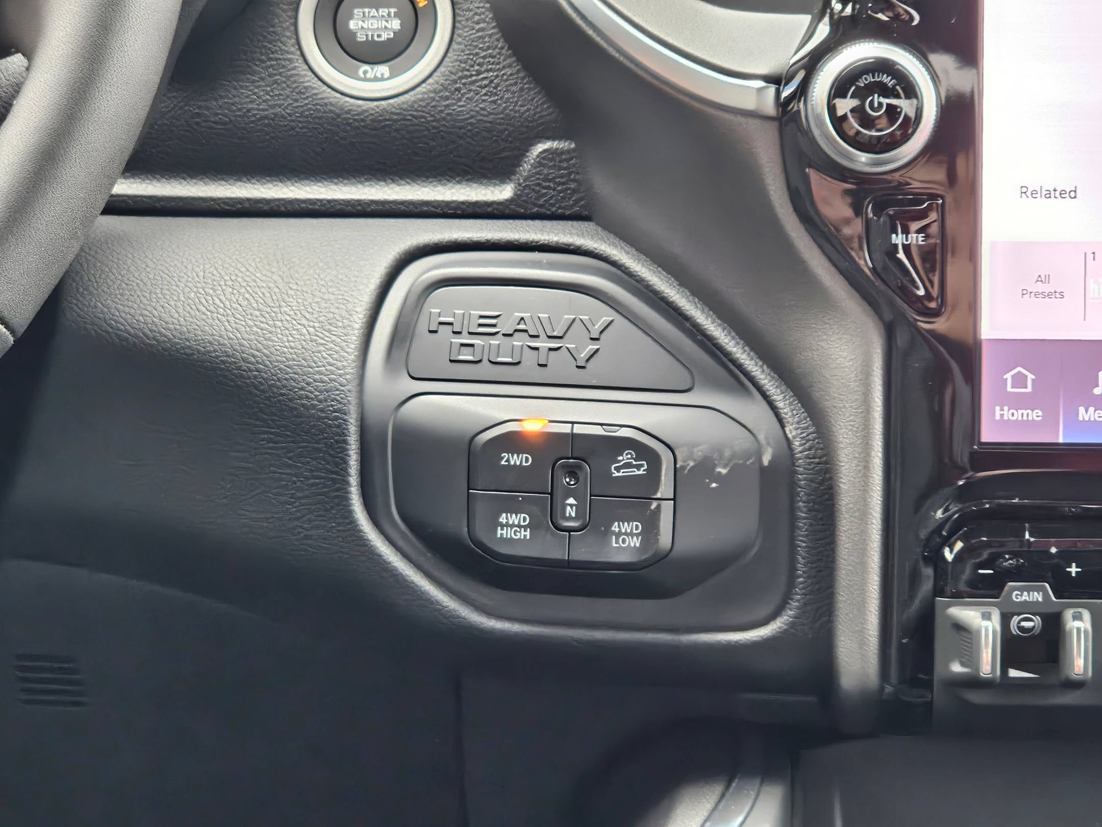 New 2026 RAM 2500 Big Horn AWD/4WD image 12