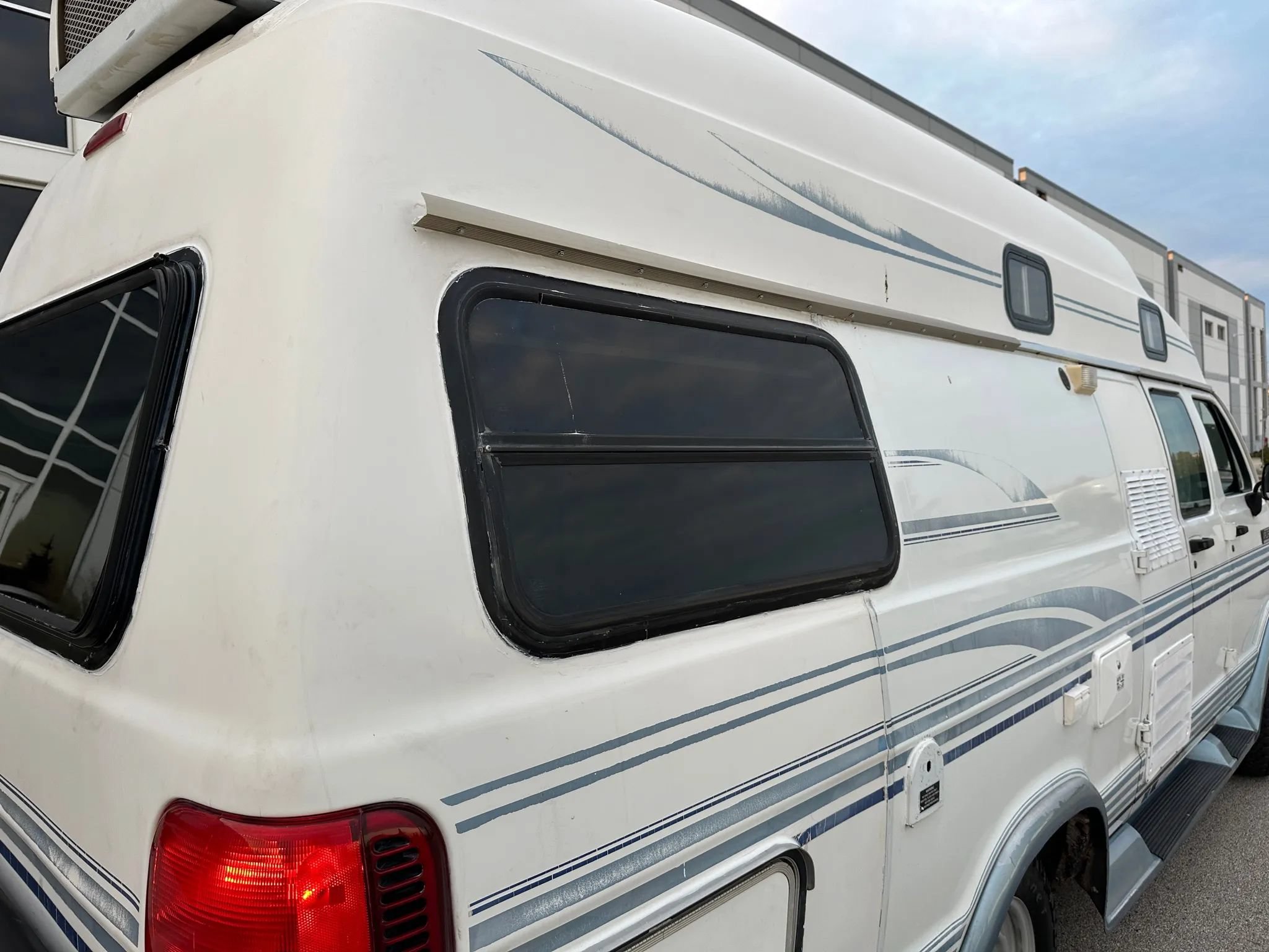 Used 1997 Dodge B3500 RWD image 23