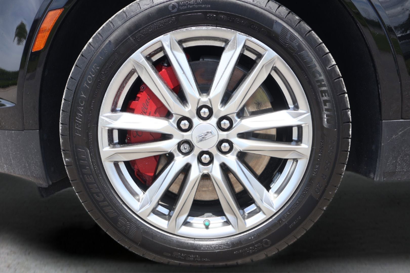 Certified 2022 Cadillac XT5 Sportv AWD/4WD image 9