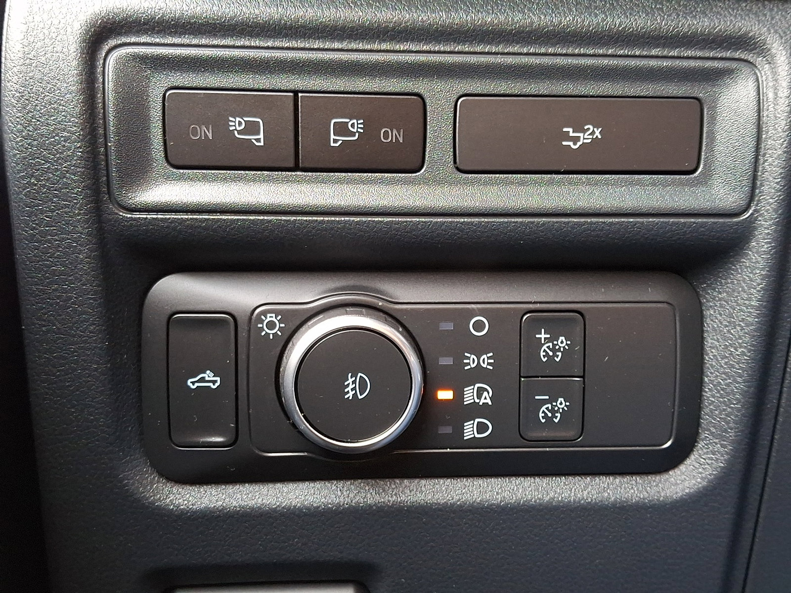 Certified 2022 Ford F150 XLT w/ Equipment Group 302A High image 26