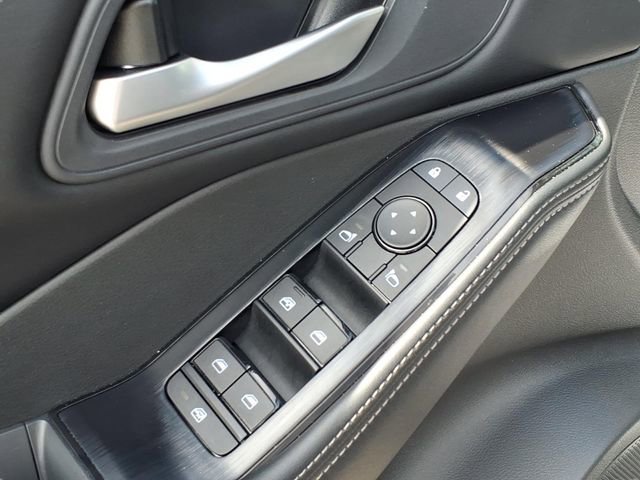 Used 2026 Nissan Rogue SV image 17