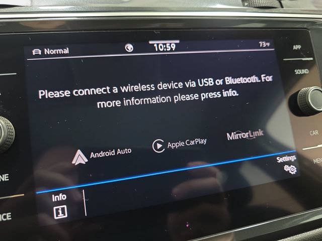 Used 2022 Volkswagen Tiguan SE AWD/4WD image 22