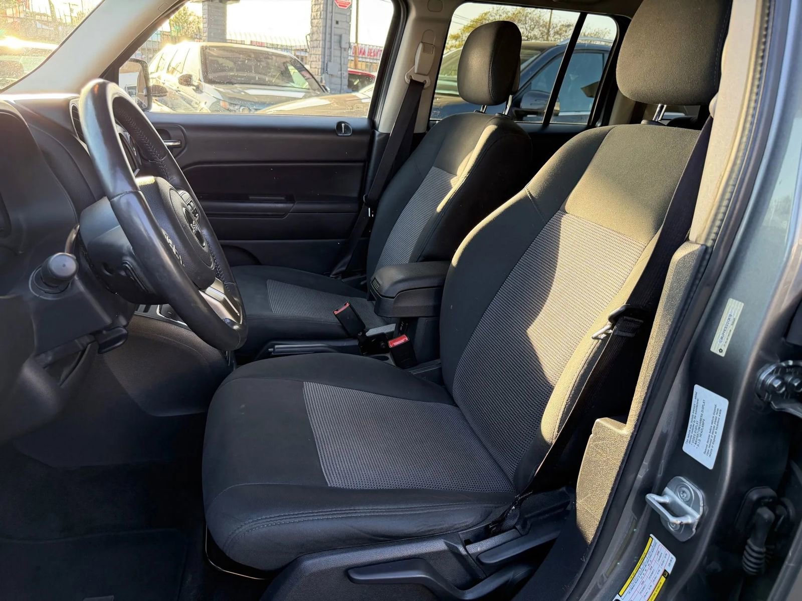 Used 2014 Jeep Patriot Latitude image 26