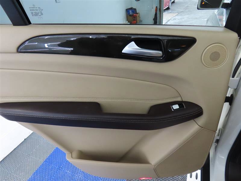 Used 2017 Mercedes-Benz GLS 450 4MATIC w/ Premium Package image 31