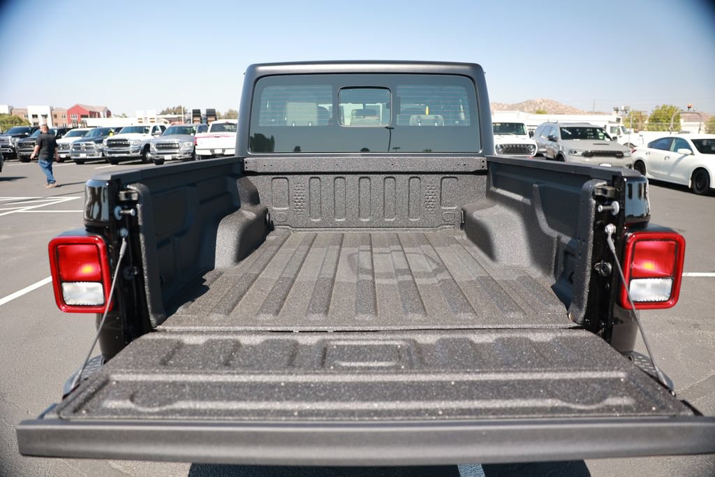 New 2026 Jeep Gladiator Sport AWD/4WD image 33