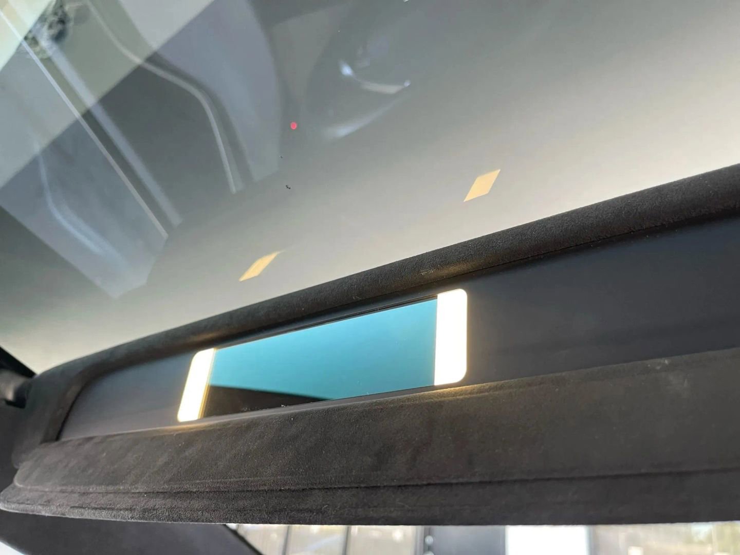 Used 2018 Tesla Model X 75D image 35