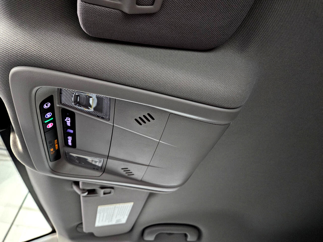 Used 2024 Chevrolet Equinox LS w/ LS Convenience Package image 21