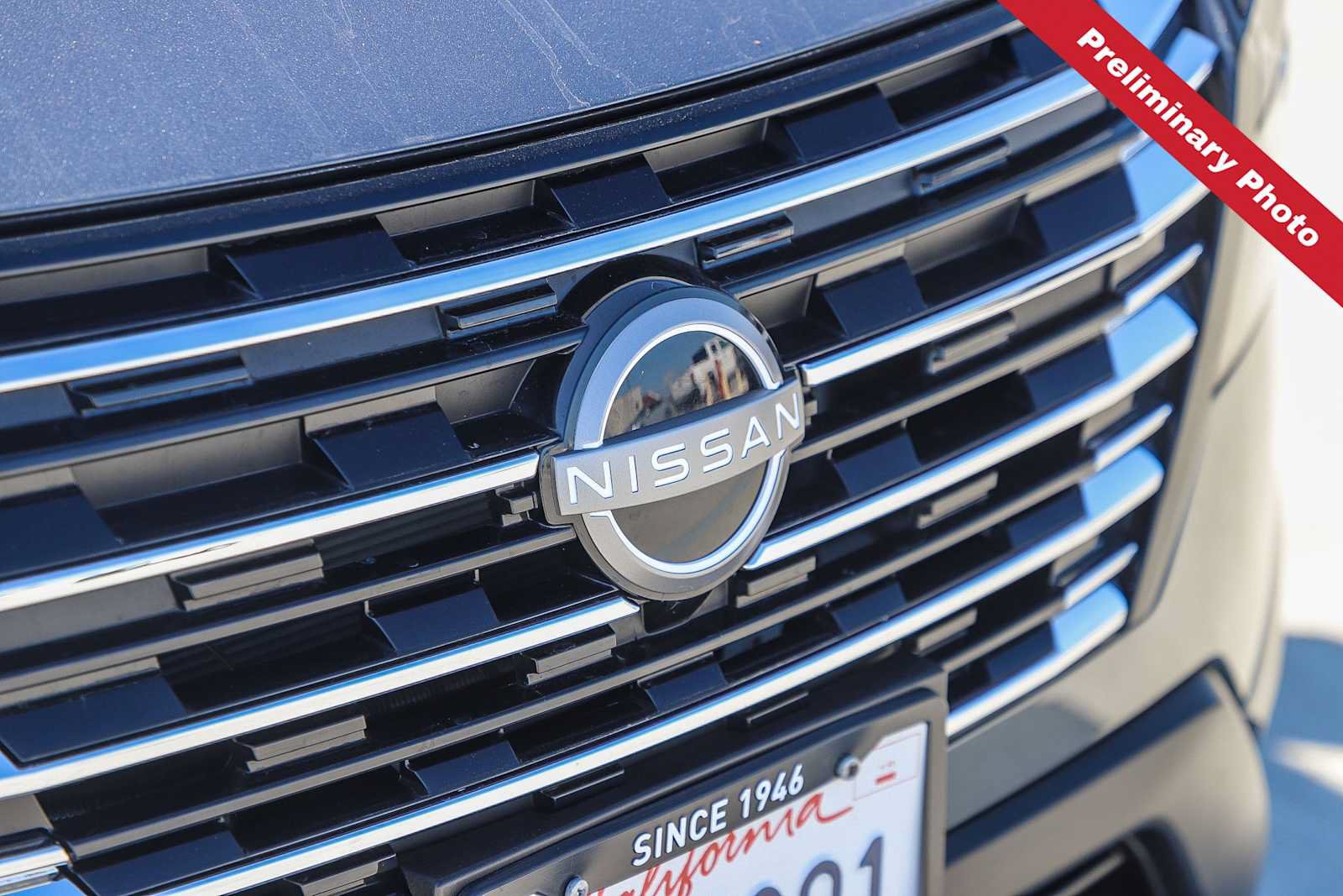 Used 2025 Nissan Rogue S FWD image 5