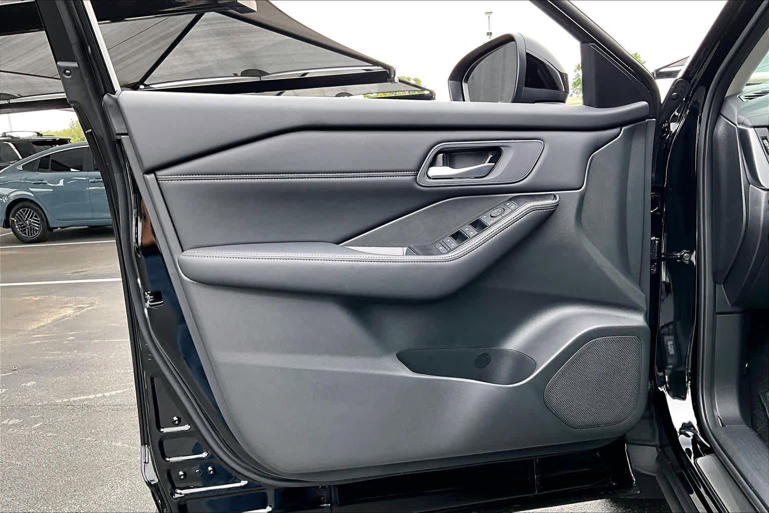 New 2026 Nissan Rogue SV FWD image 10