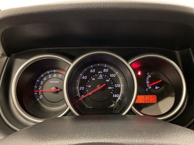 Used 2012 Nissan Versa SL image 10