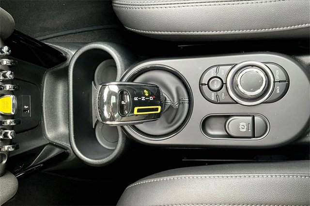 Used 2024 MINI Cooper SE image 26