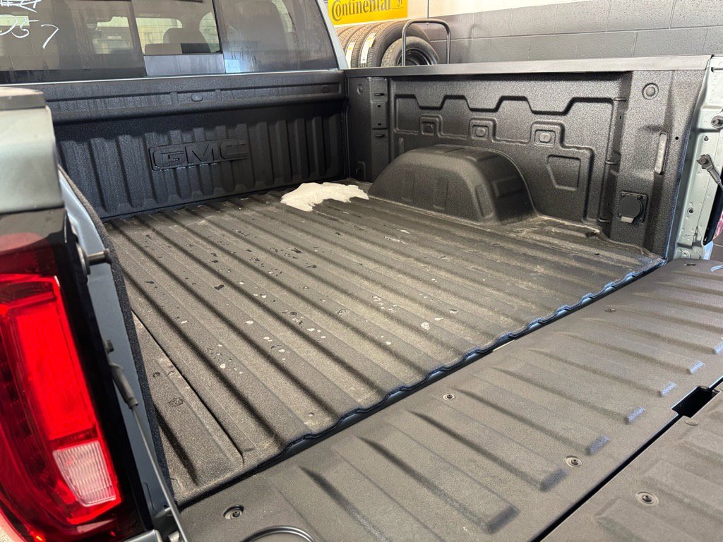 New 2026 GMC Sierra 1500 AT4 w/ AT4 Premium Package image 8