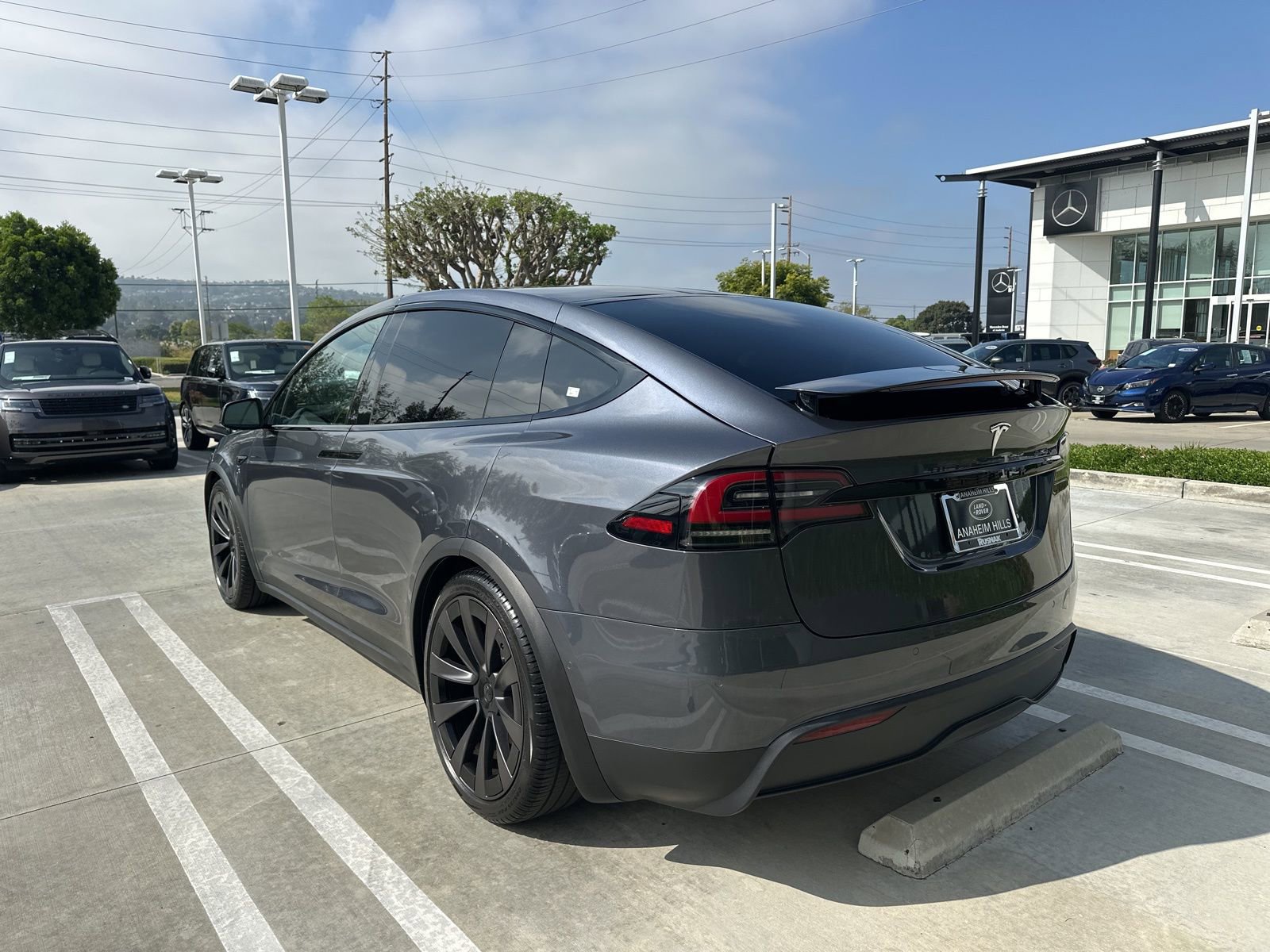 Used 2023 Tesla Model X image 4