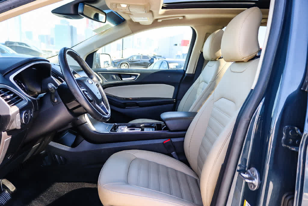 Used 2019 Ford Edge SEL w/ Equipment Group 201A FWD image 16