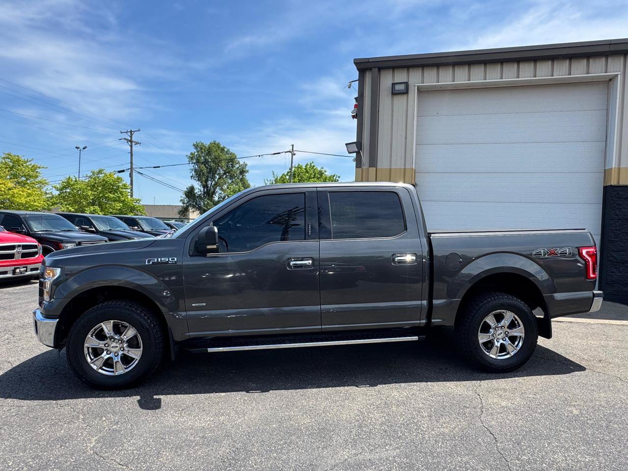 Used 2015 Ford F150 XLT w/ Equipment Group 302A Luxury AWD/4WD image 2