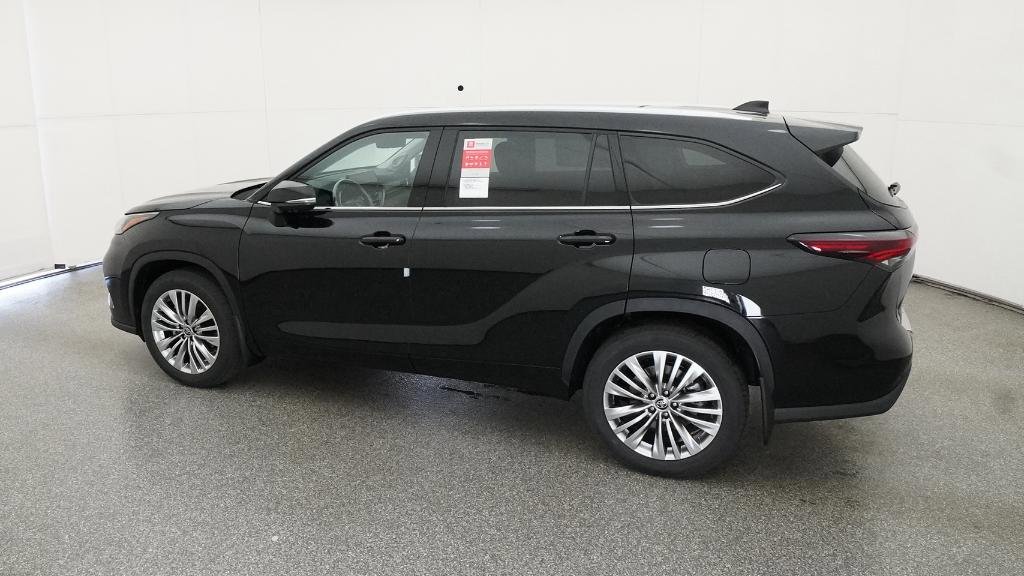 New 2026 Toyota Highlander Platinum AWD/4WD image 14