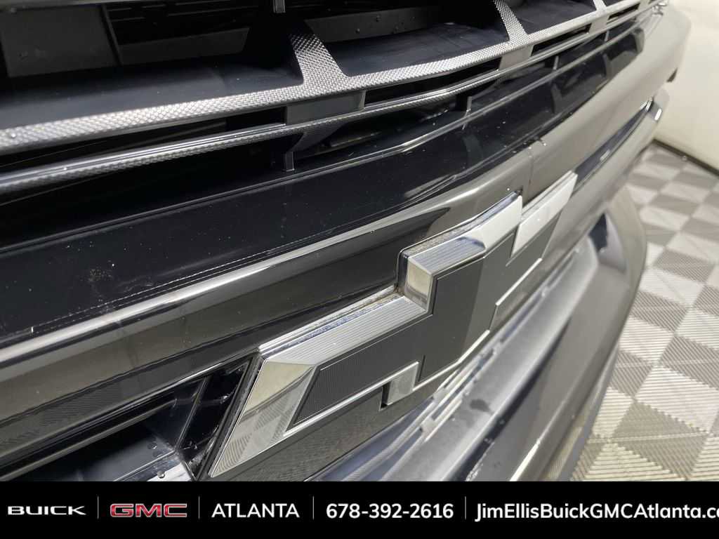 Used 2021 Chevrolet Silverado 1500 RST w/ LPO, Blackout Package image 30