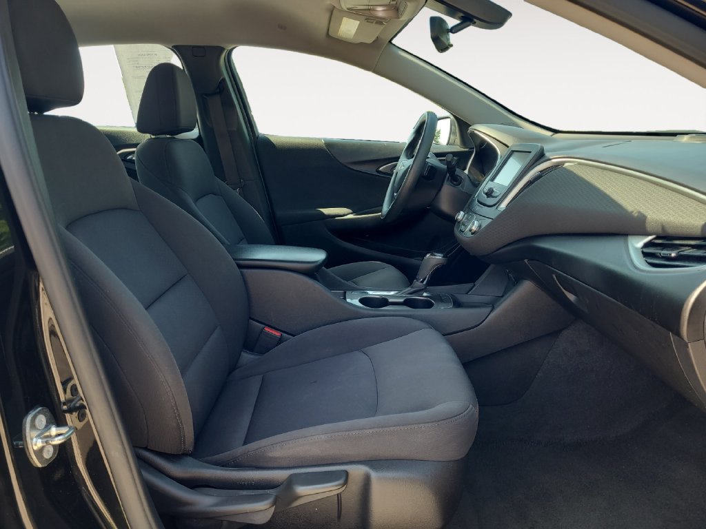 Used 2018 Chevrolet Malibu LS FWD image 15