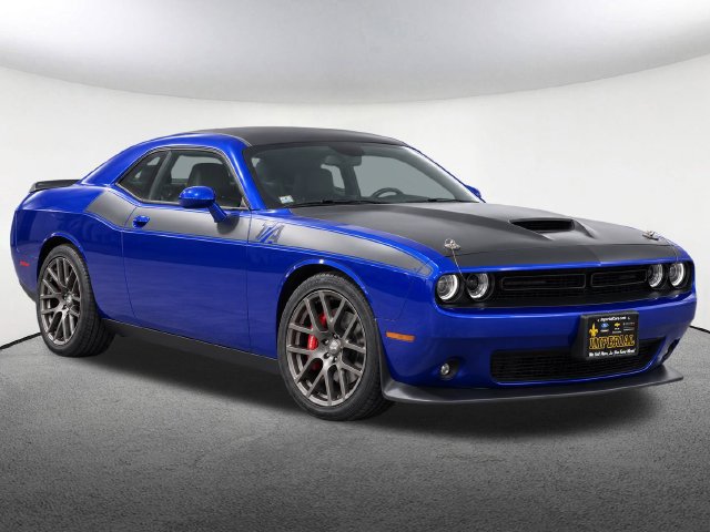 Used 2019 Dodge Challenger R/T w/ T/A Package RWD image 2