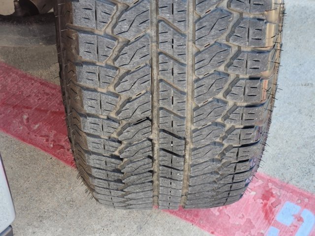 Used 2023 GMC Sierra 1500 SLT image 18