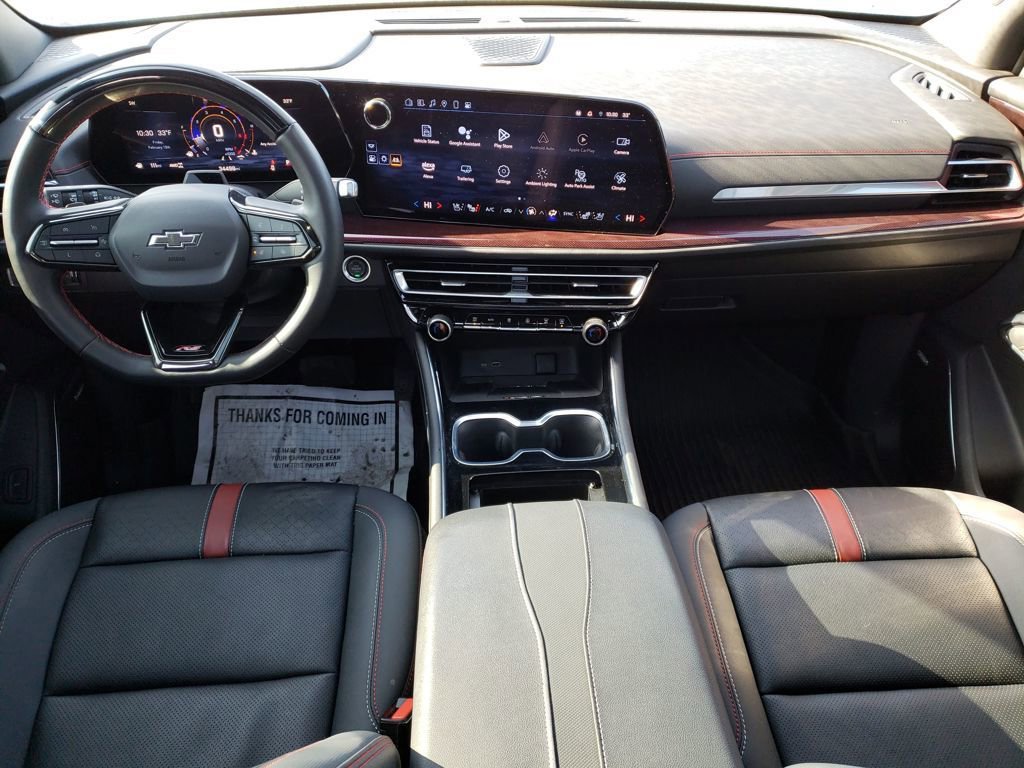 Used 2024 Chevrolet Traverse RS image 12