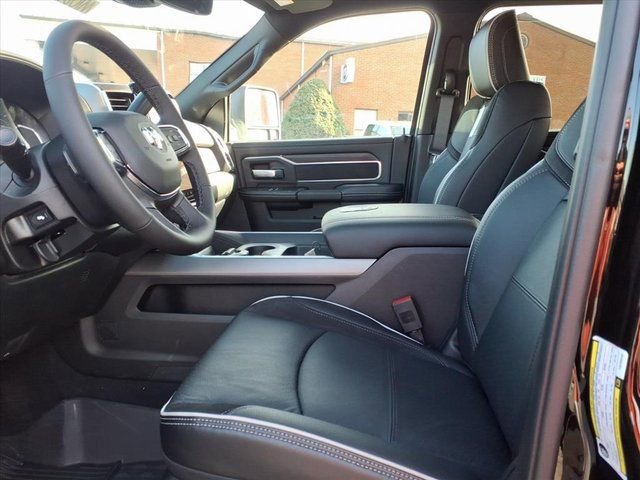 New 2026 RAM 2500 Laramie AWD/4WD image 7