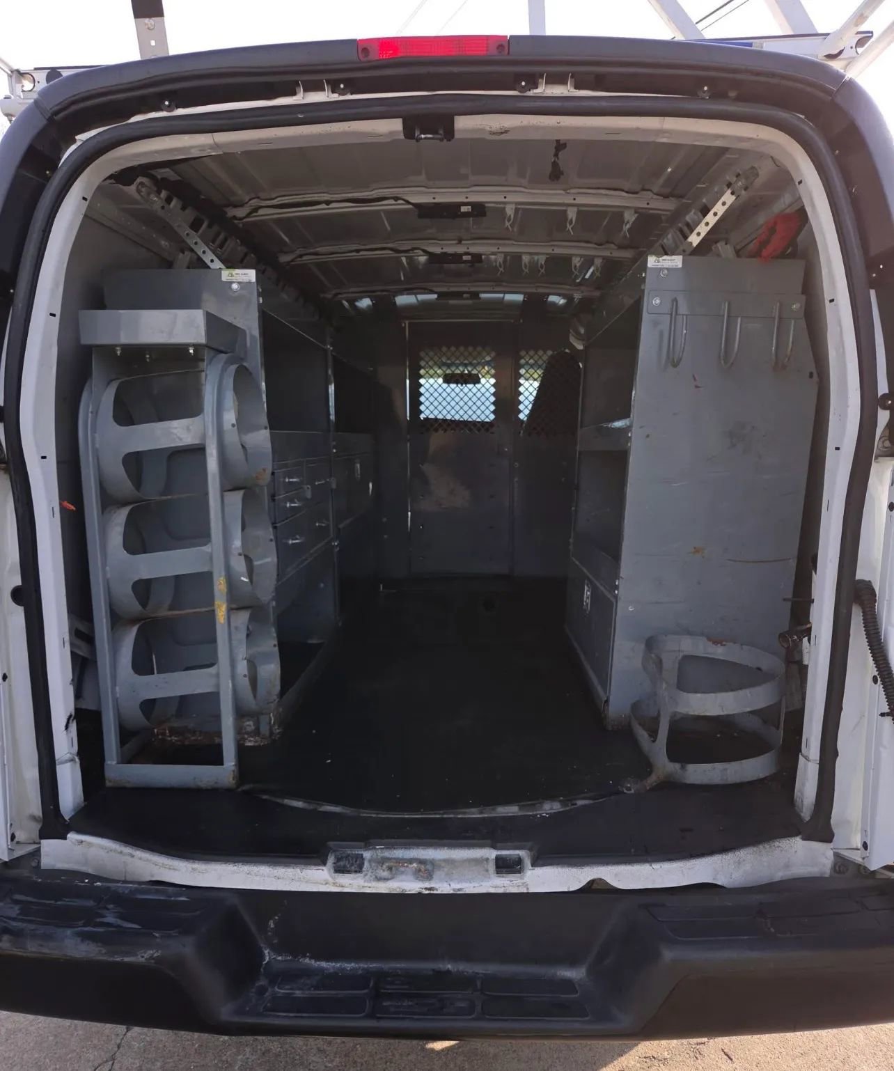 Used 2021 Chevrolet Express 2500 w/ Driver Convenience Package image 9