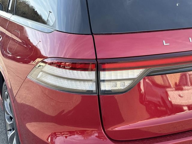 New 2026 Lincoln Aviator 2WD w/ Jet Appearance Package image 11