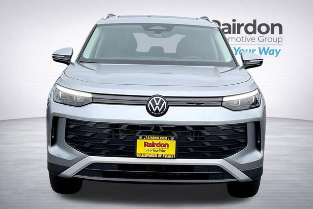 New 2025 Volkswagen Tiguan SE AWD/4WD image 16