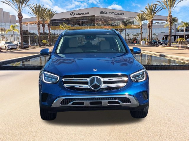 Used 2022 Mercedes-Benz GLC 300 image 2
