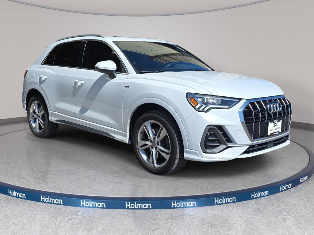 Used 2020 Audi Q3 2.0T Premium Plus w/ Premium Plus Package AWD/4WD image 4