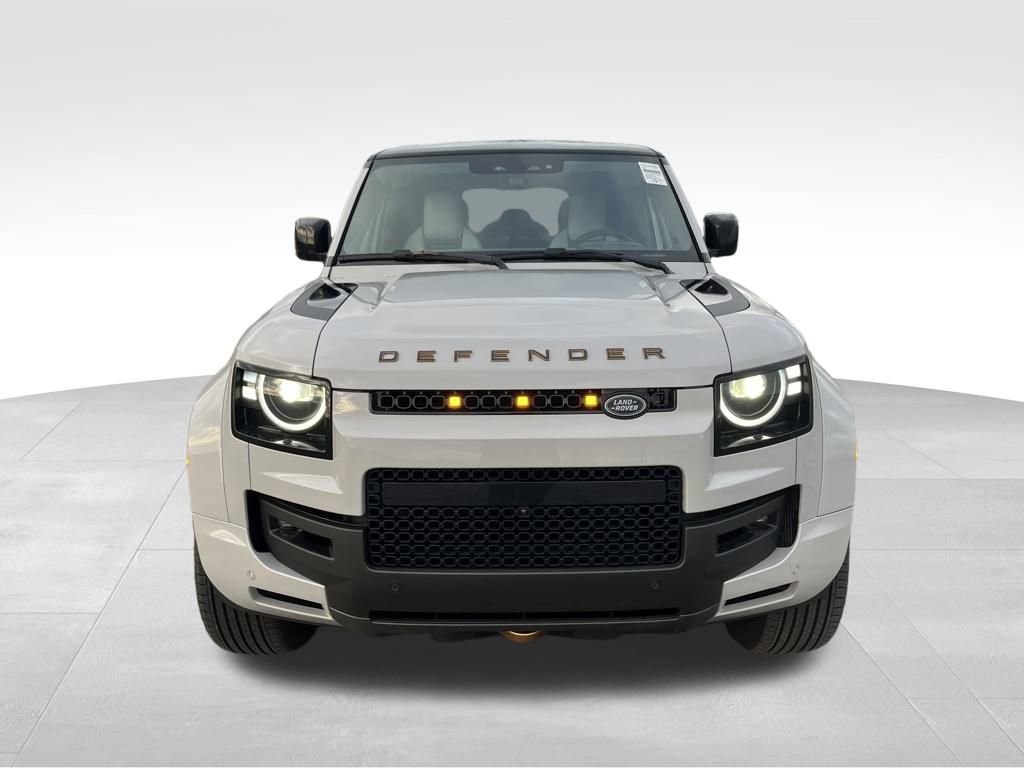 New 2026 Land Rover Defender 110 OCTA image 8