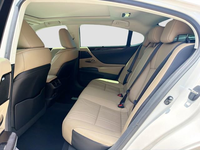Used 2020 Lexus ES 350 Ultra Luxury w/ Accessory Package 2 FWD image 20