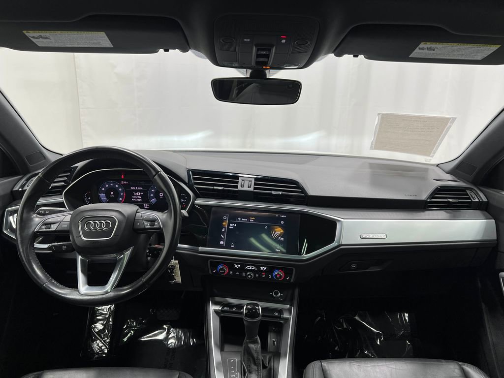 Used 2020 Audi Q3 2.0T Premium image 18